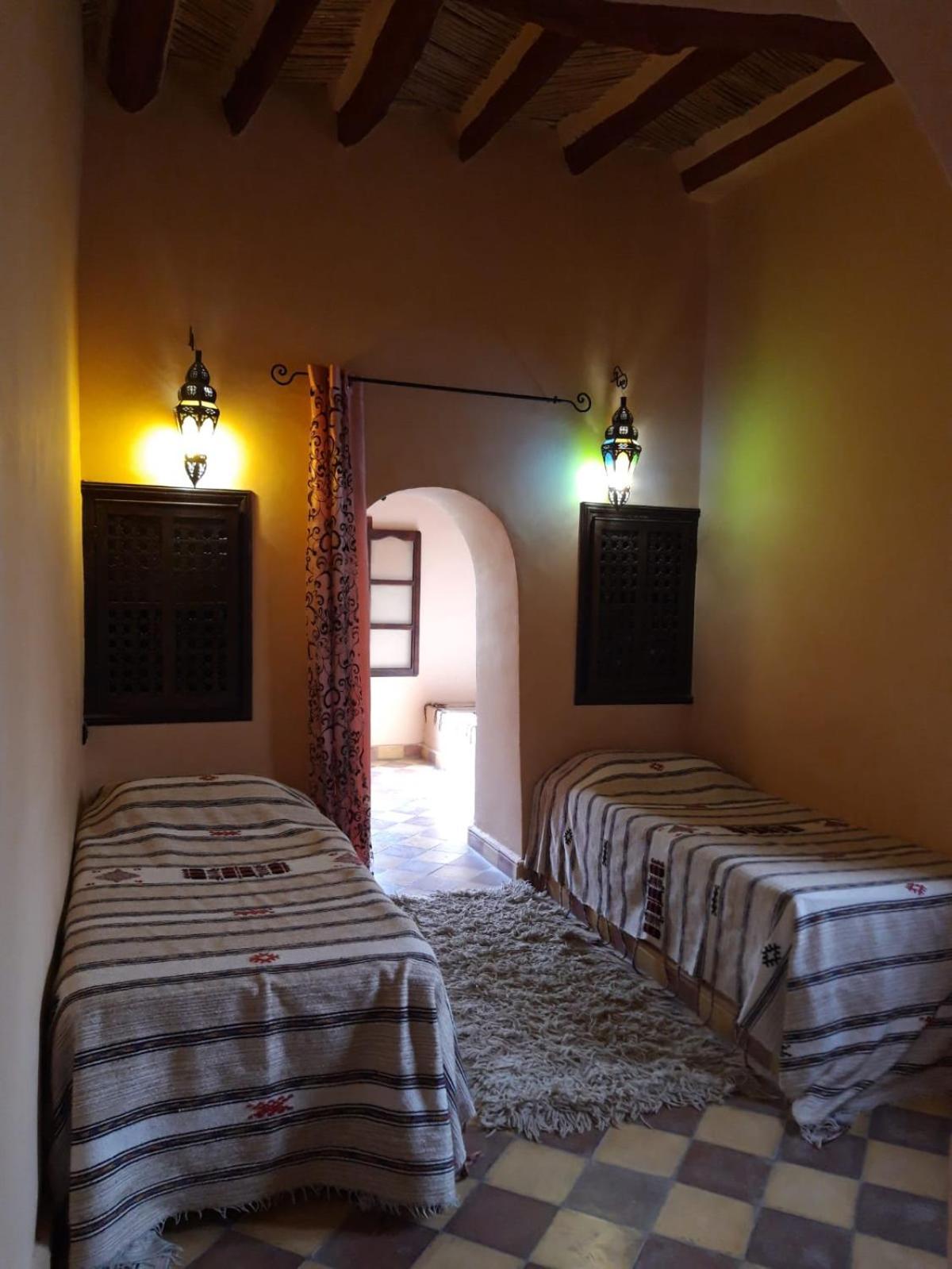 Auberge Famille Benmoro Bed & Breakfast Skoura Exterior photo